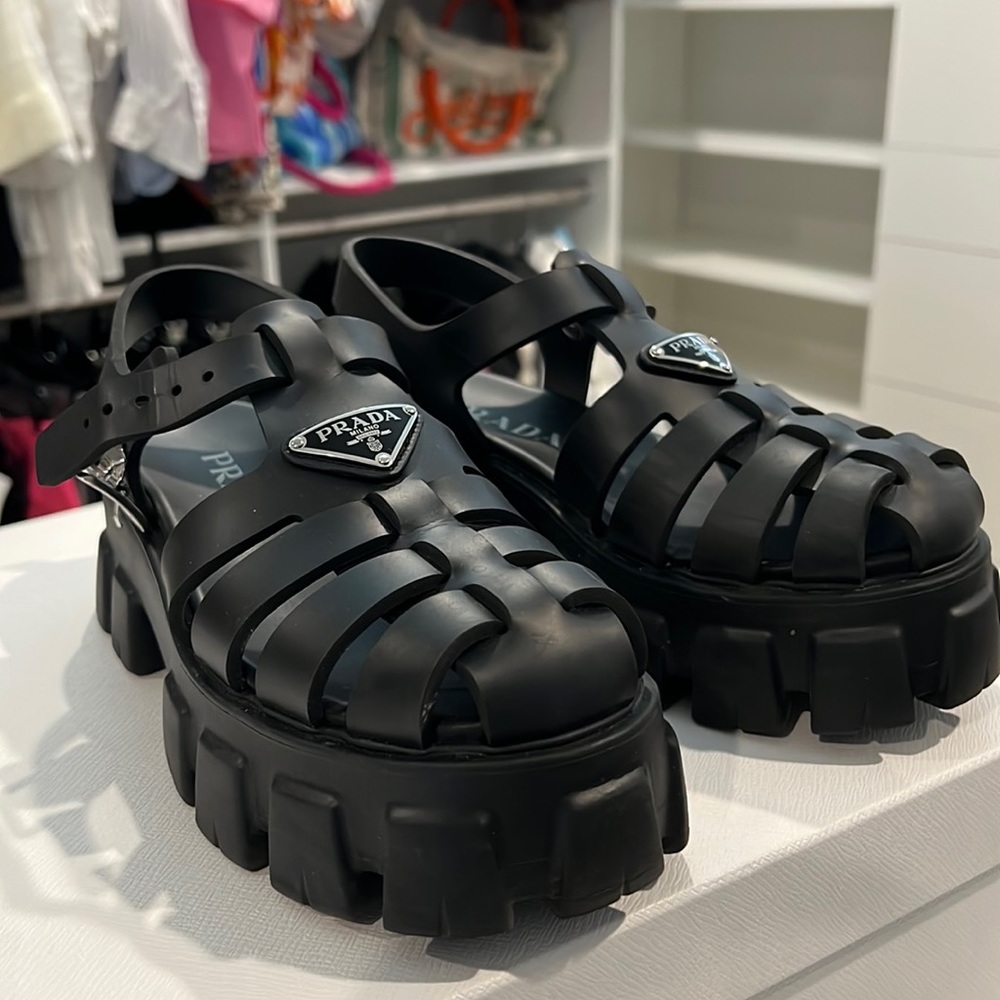 Prada Foam rubber sandals size 38